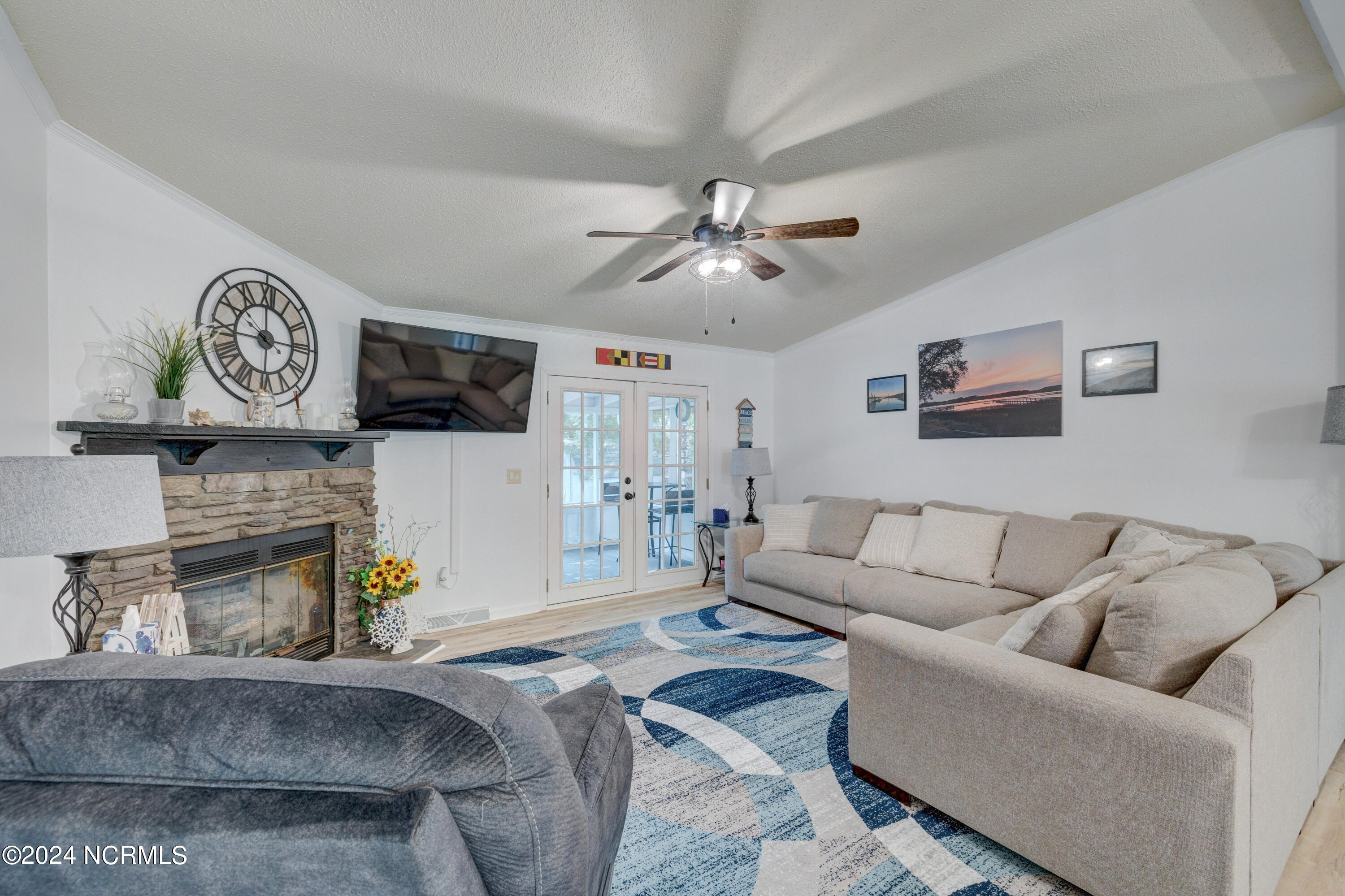 1474 Riverview Drive SW