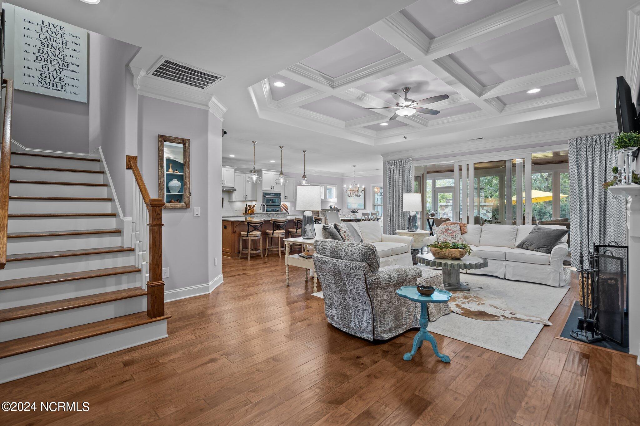 5317 Leisure Circle