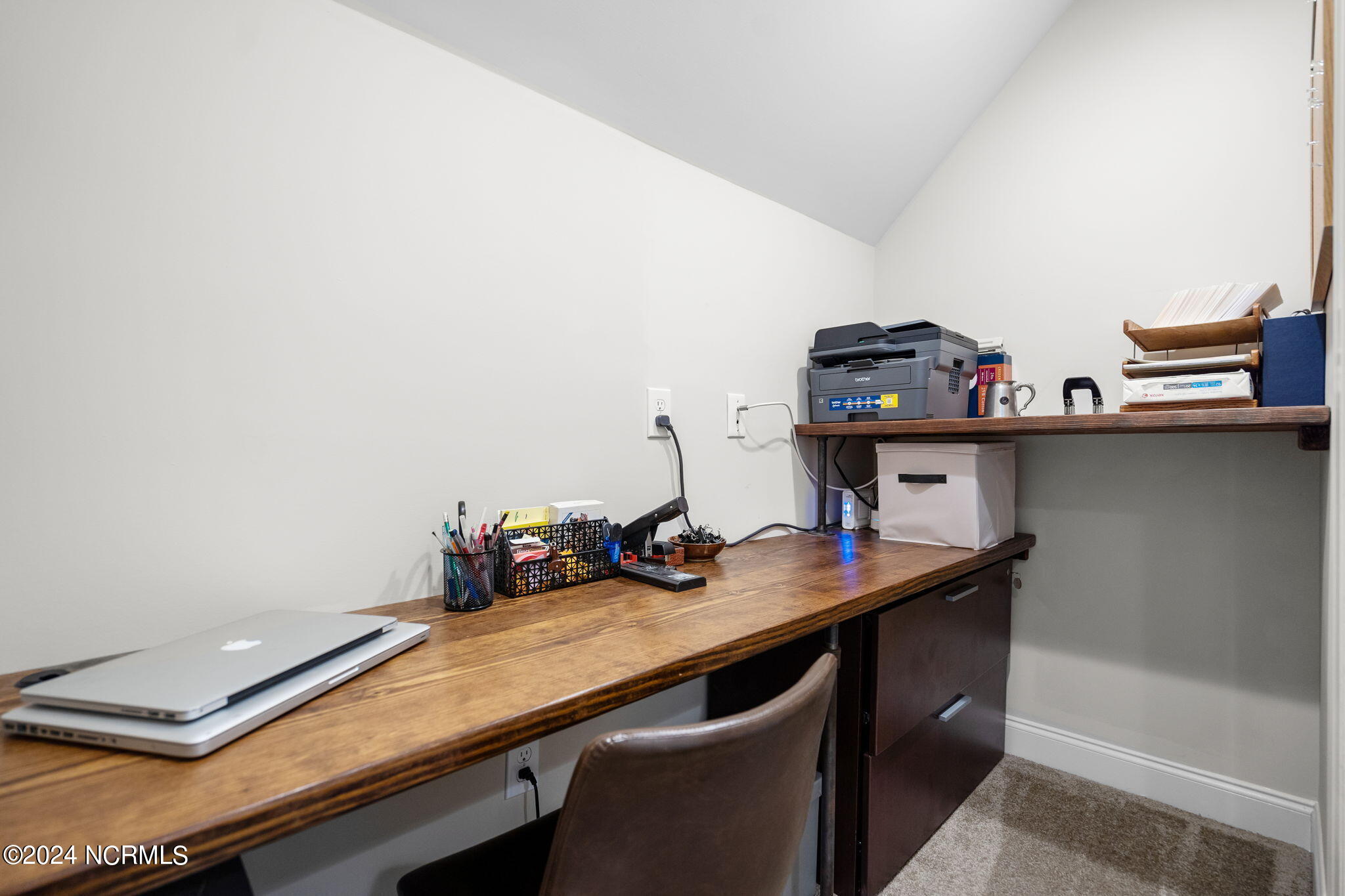 5317 Leisure Circle