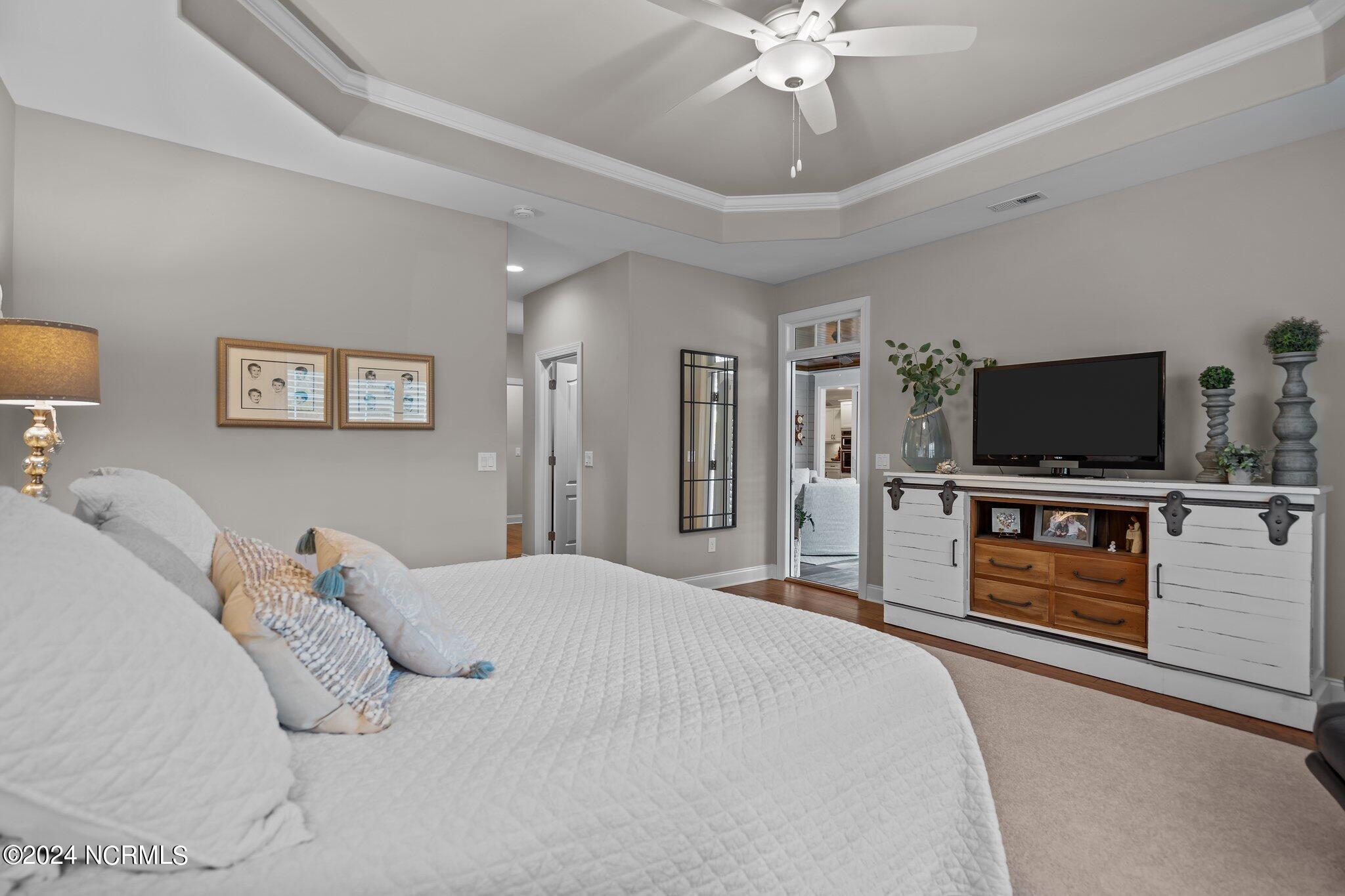 5317 Leisure Circle