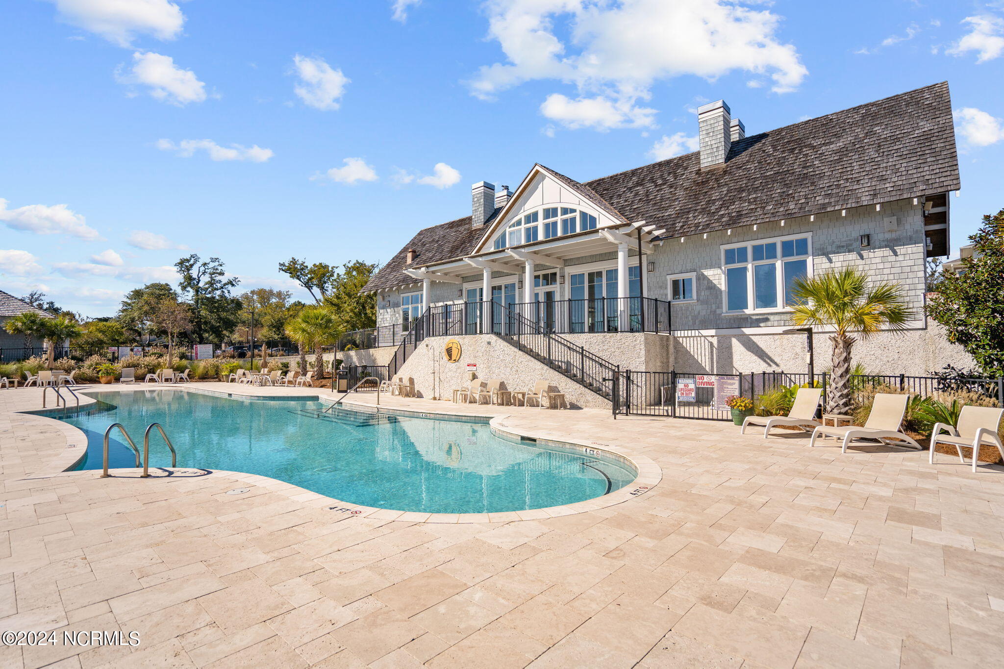 5317 Leisure Circle