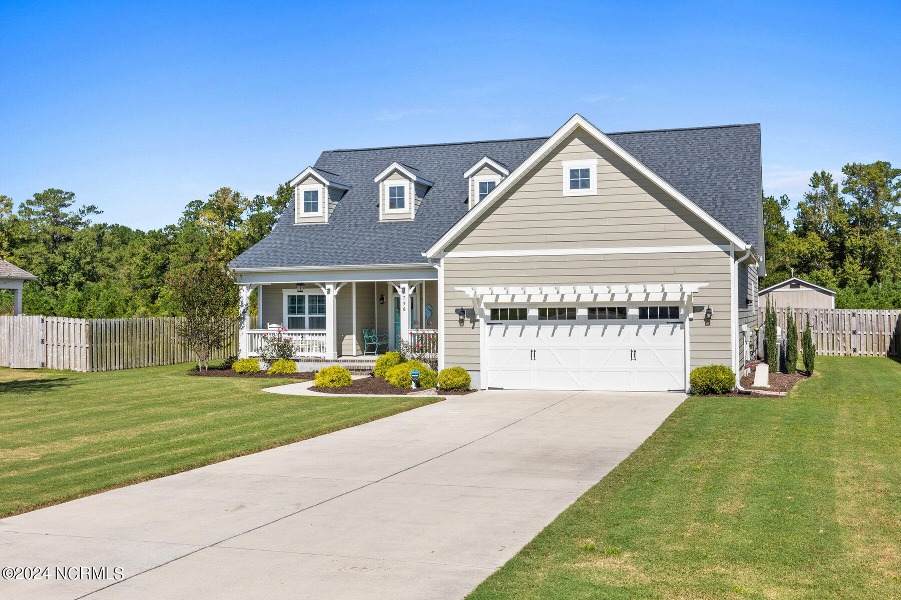 6756 Campbells Ridge Drive SE