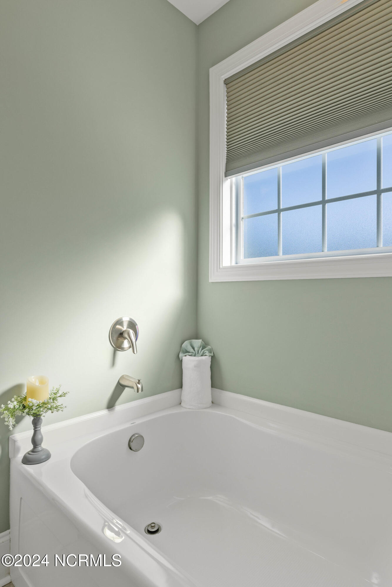 6756 Campbells Ridge Drive SE