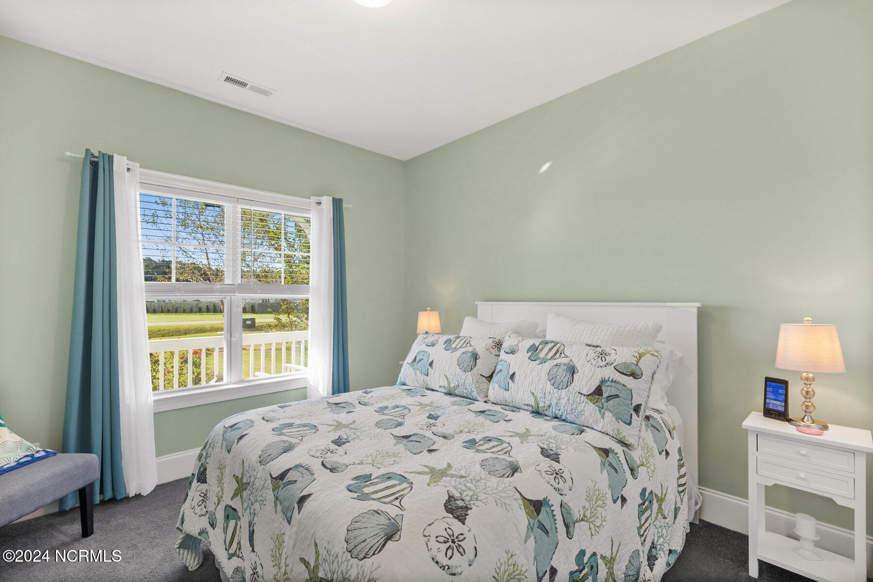 6756 Campbells Ridge Drive SE