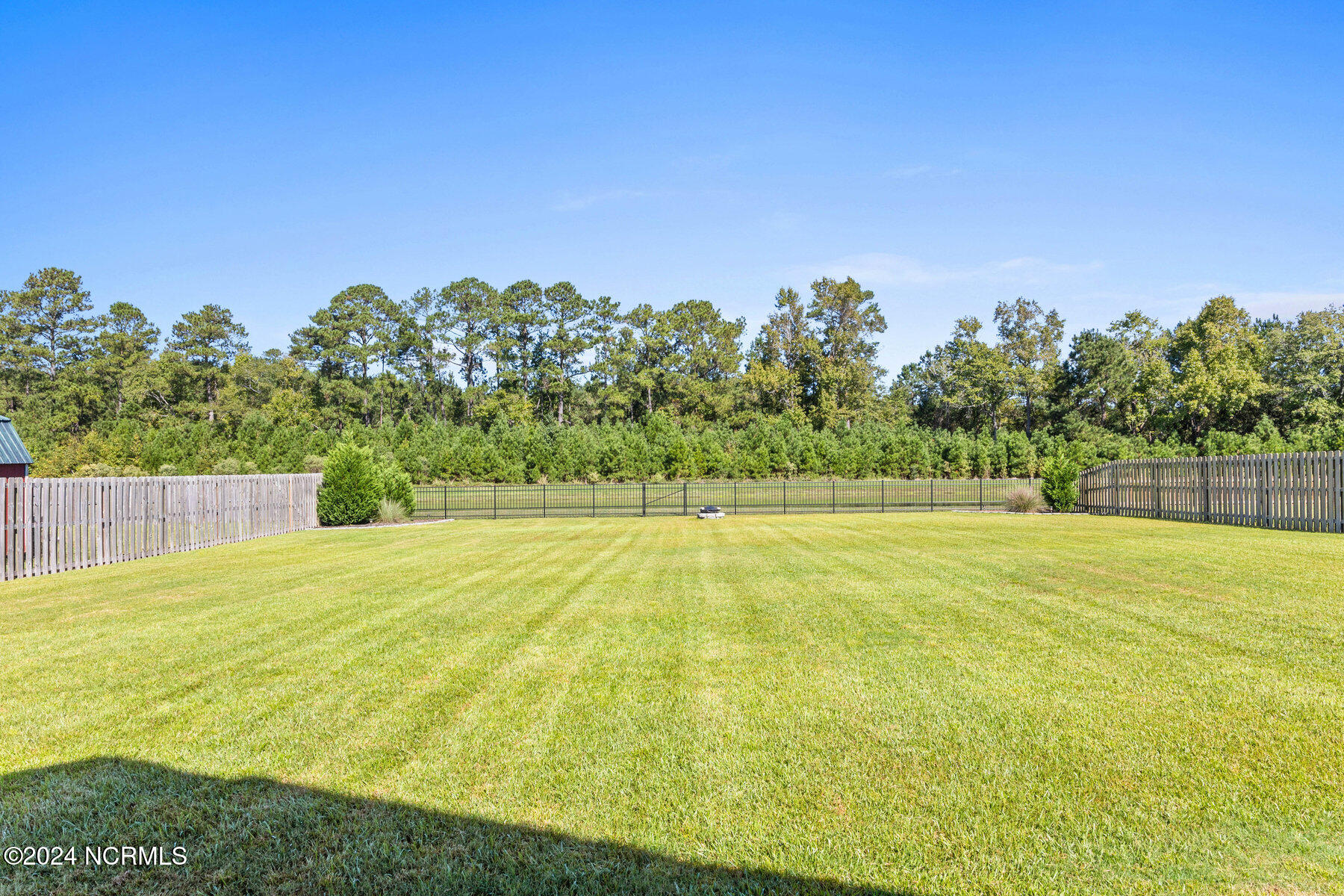 6756 Campbells Ridge Drive SE