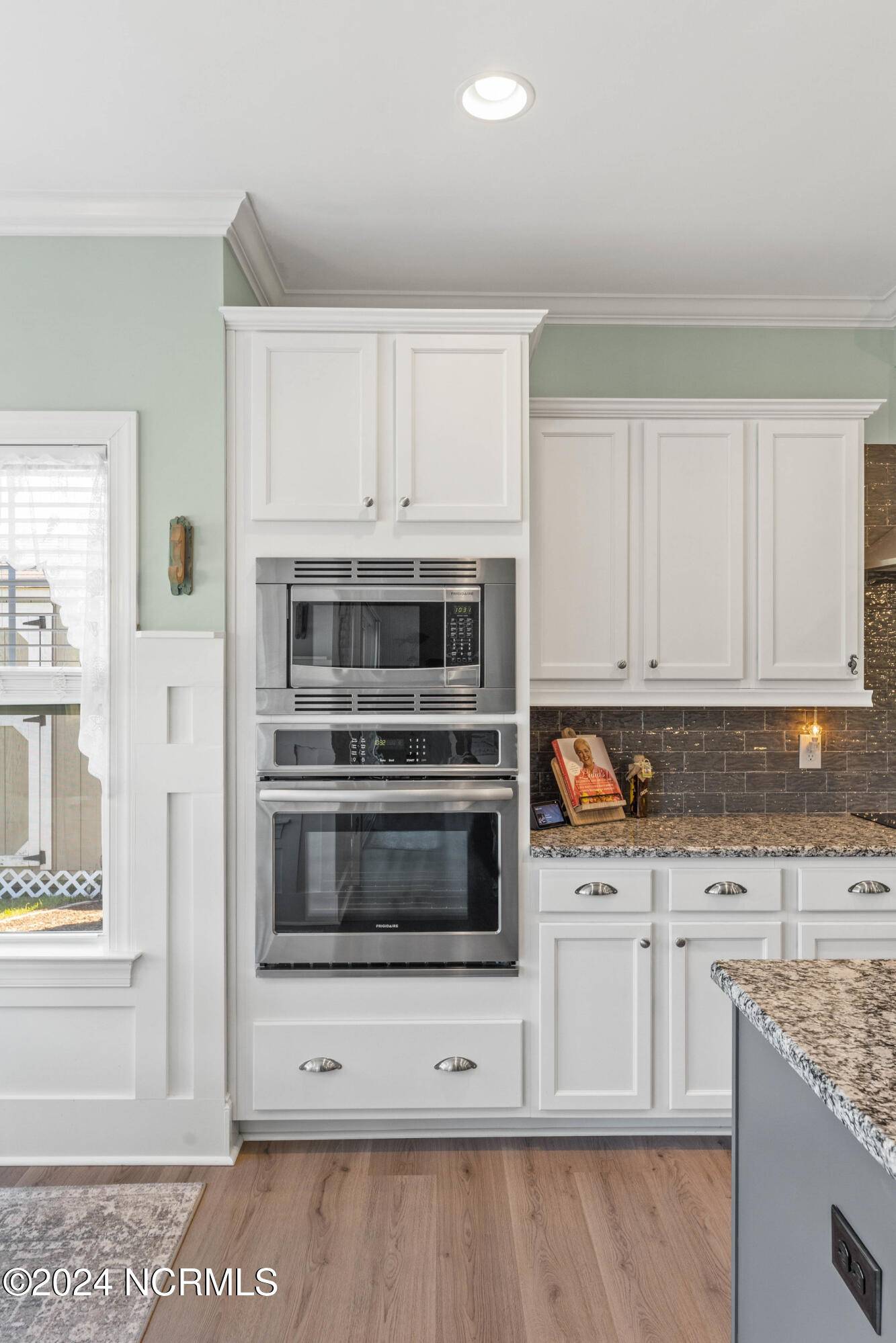 6756 Campbells Ridge Drive SE