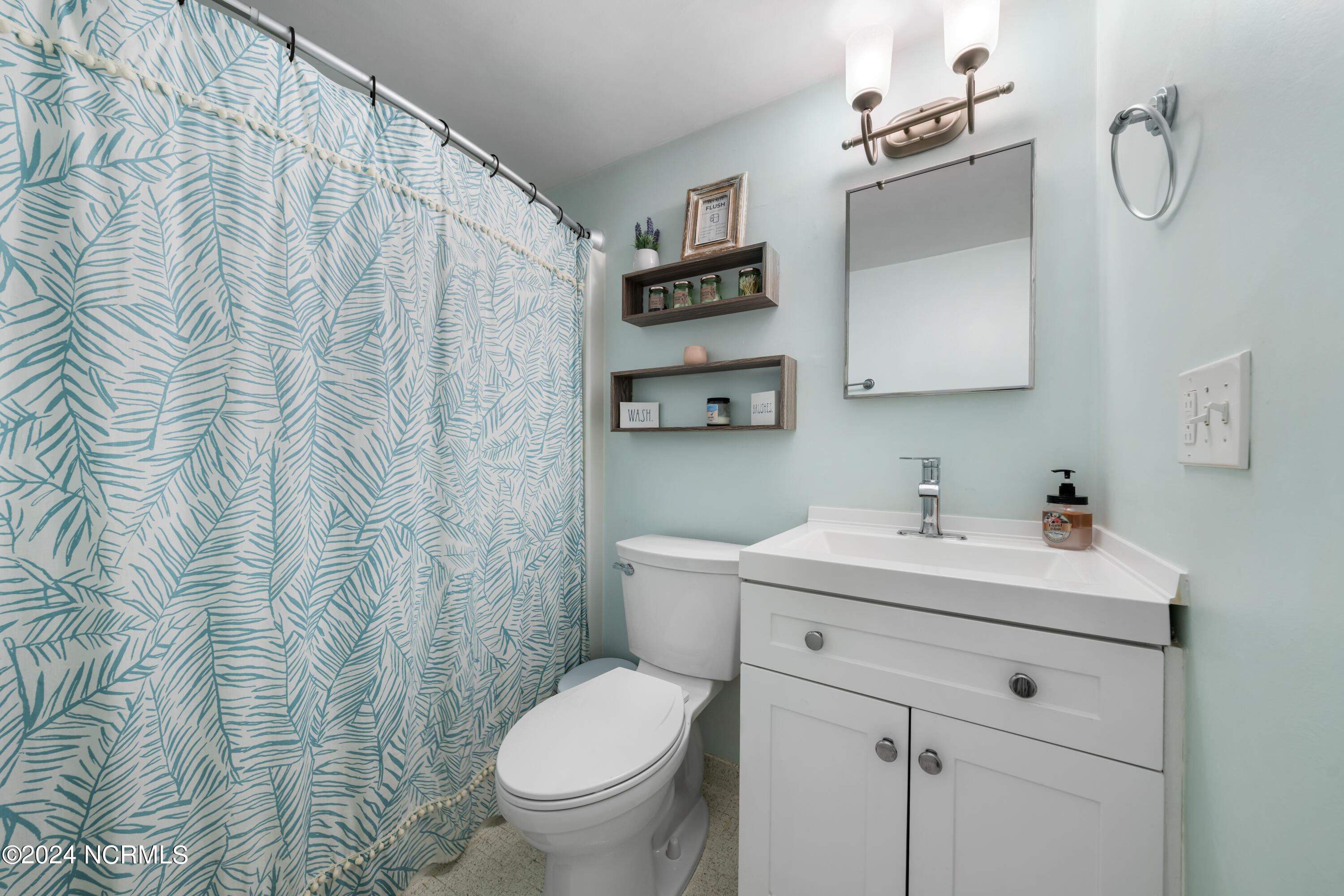 298 Ocean Boulevard W, Unit 205