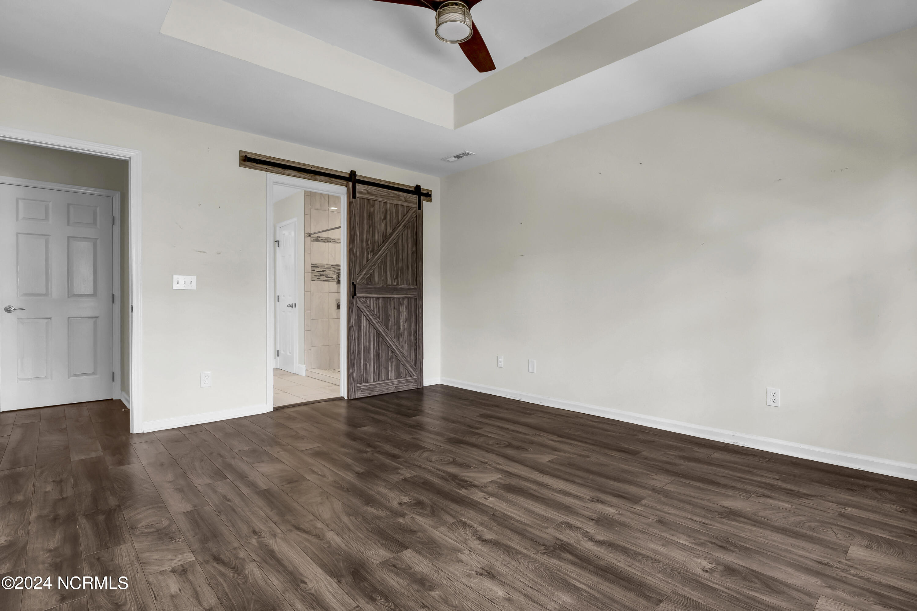 212 Gun Raven Lane