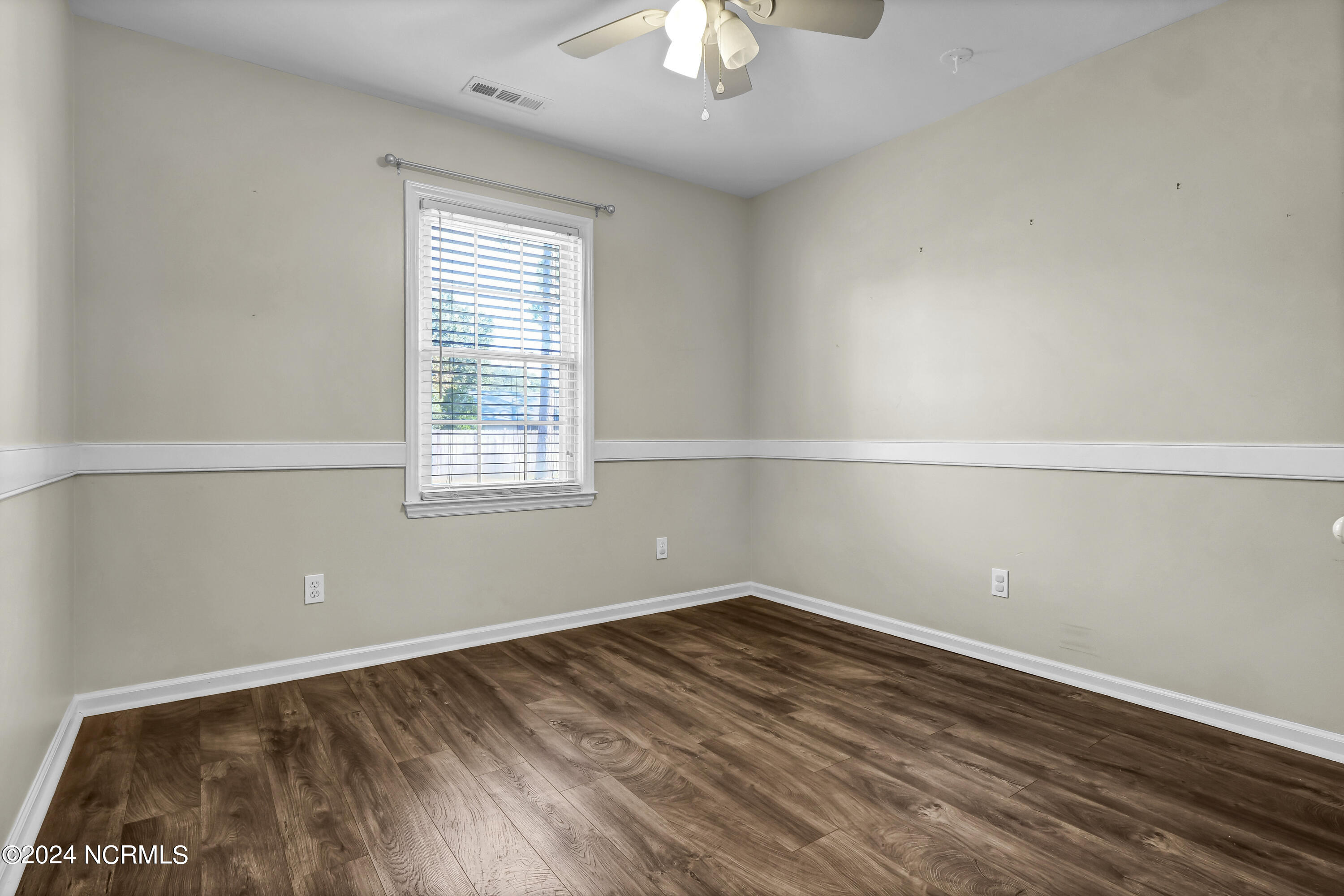 212 Gun Raven Lane