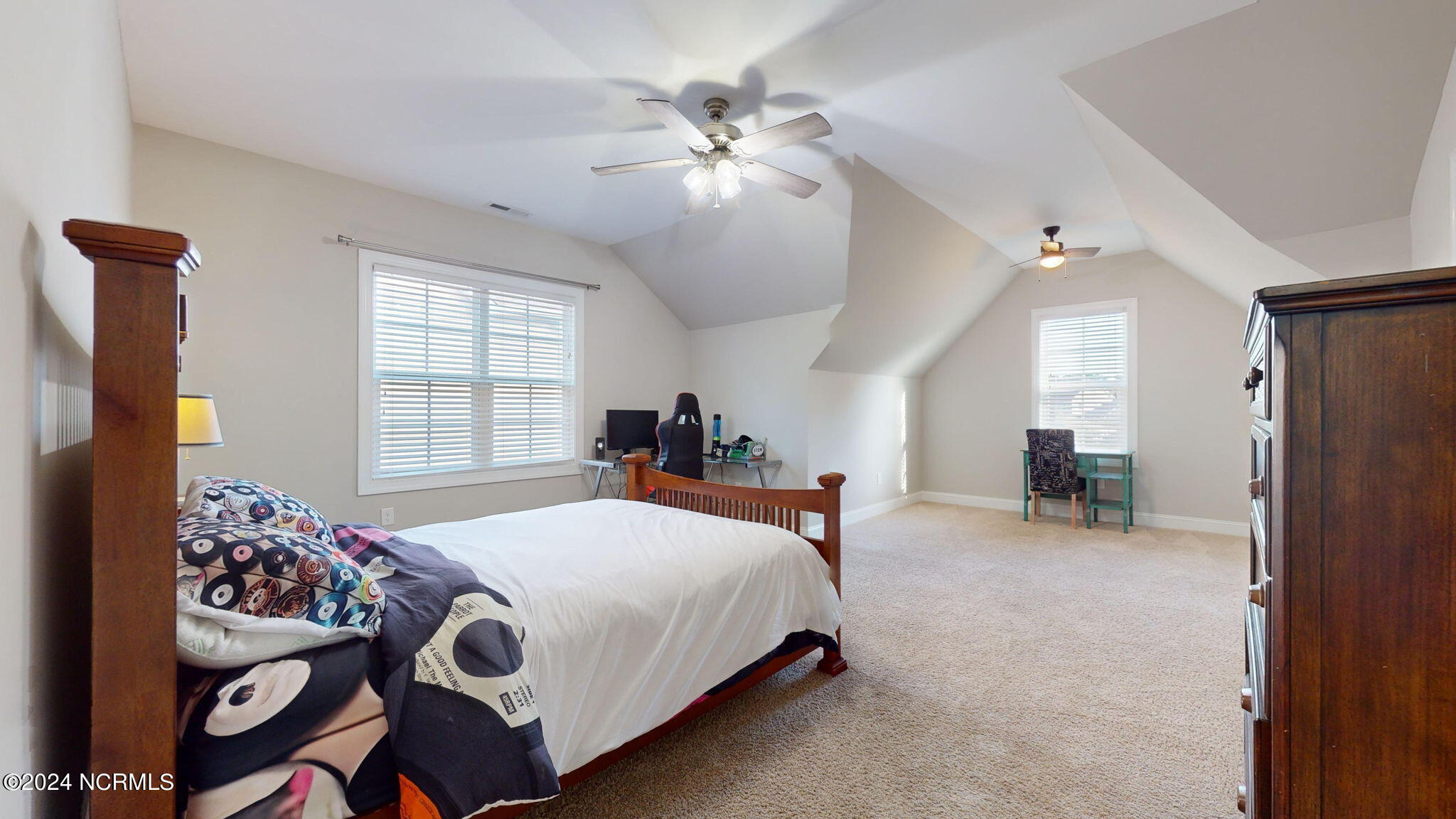 1113 Lt Congleton Road