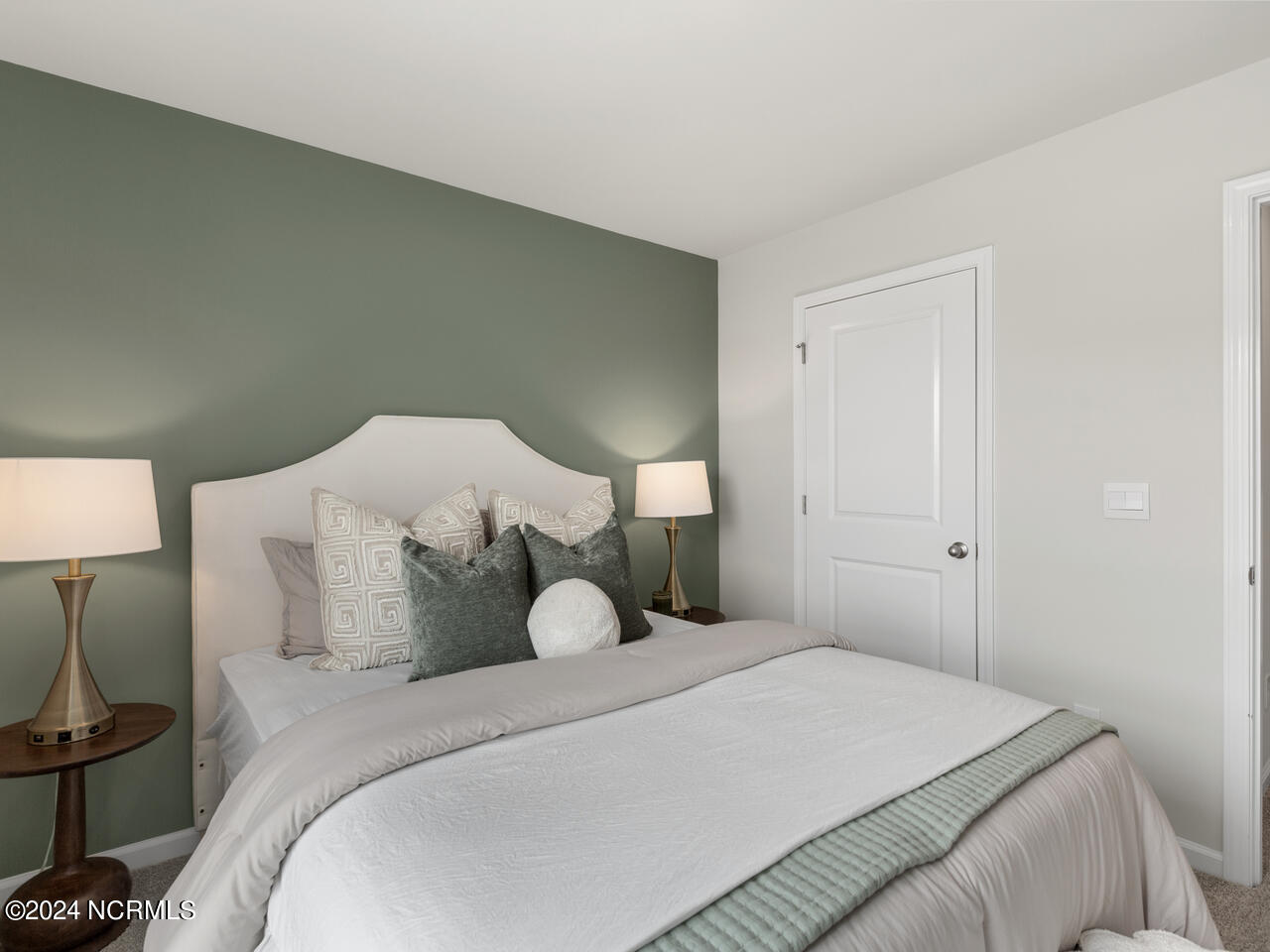 3206 Lobelia Lane 606