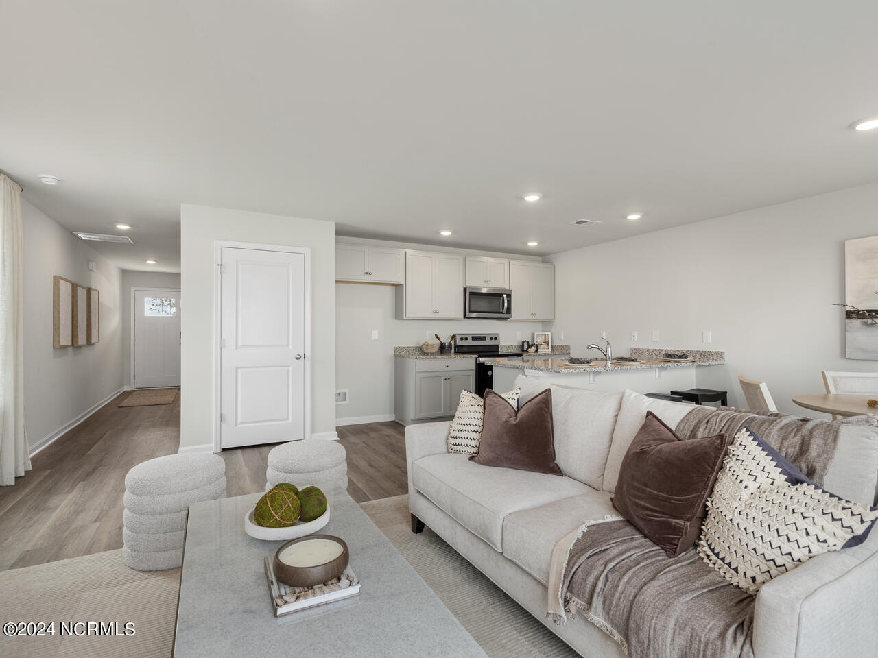 3206 Lobelia Lane 606