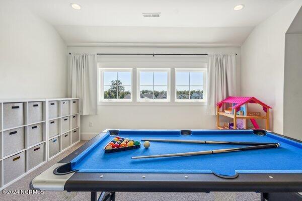 122 W Colonnade Drive