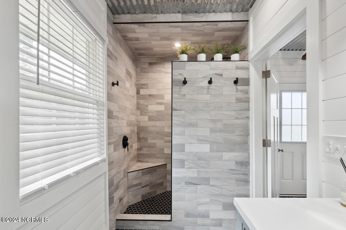 136 Shorewood Hills Drive