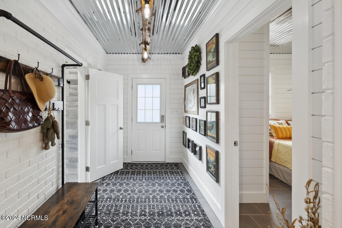 136 Shorewood Hills Drive