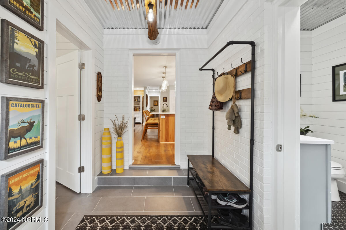 136 Shorewood Hills Drive