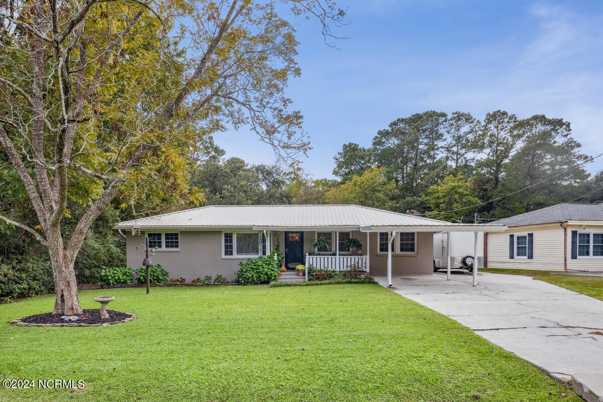 136 Shorewood Hills Drive