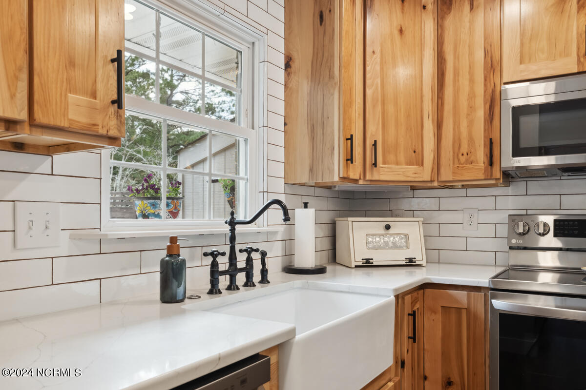 136 Shorewood Hills Drive