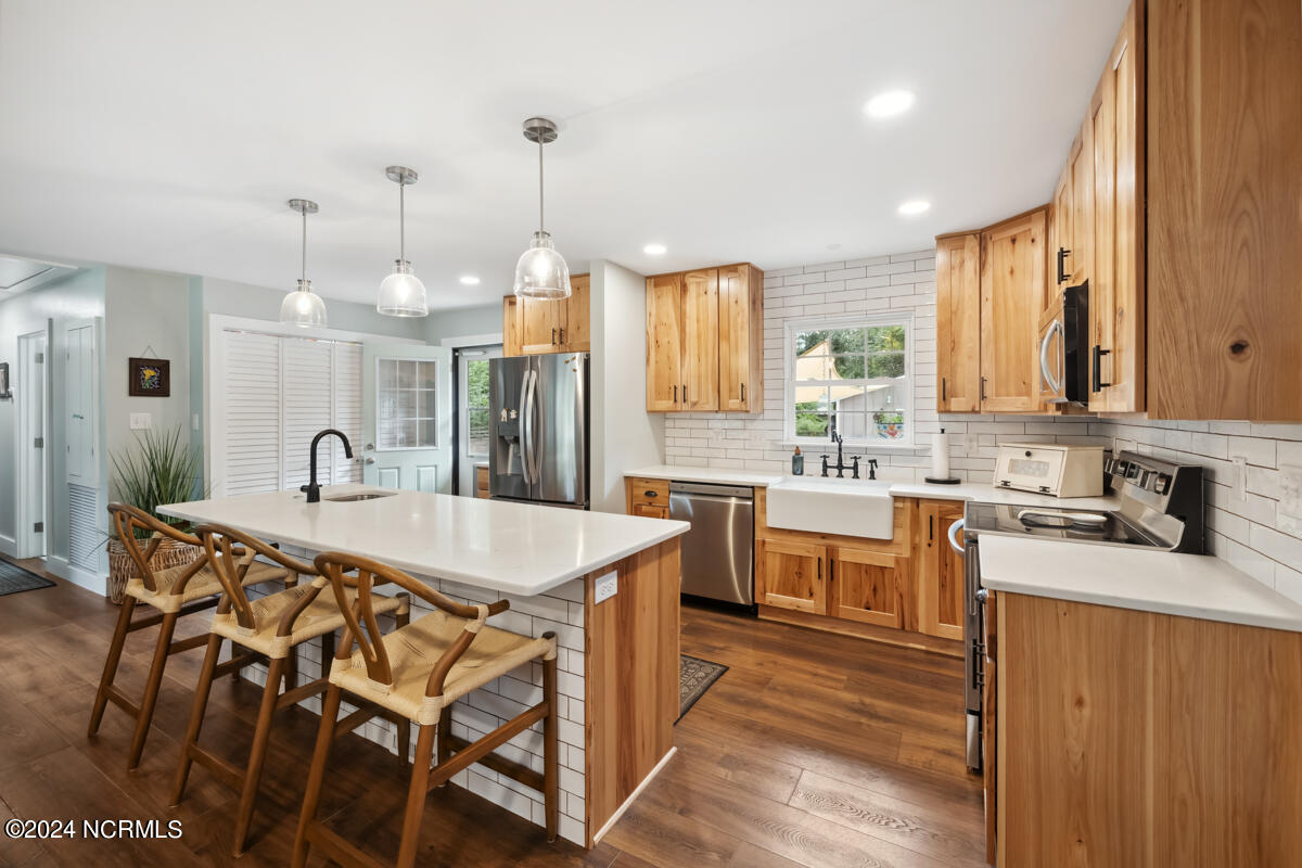 136 Shorewood Hills Drive