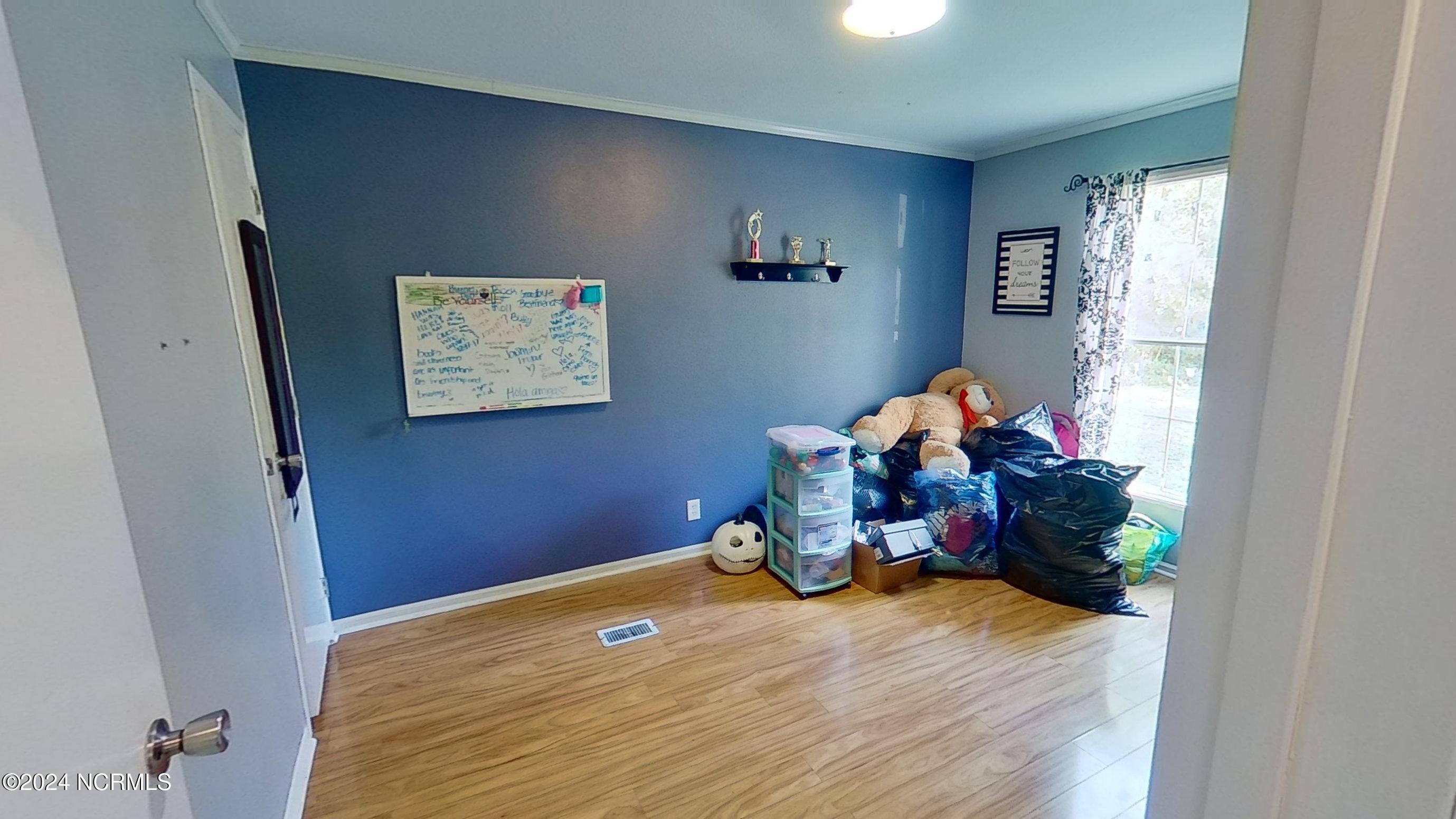 4829 Grinders Way NE