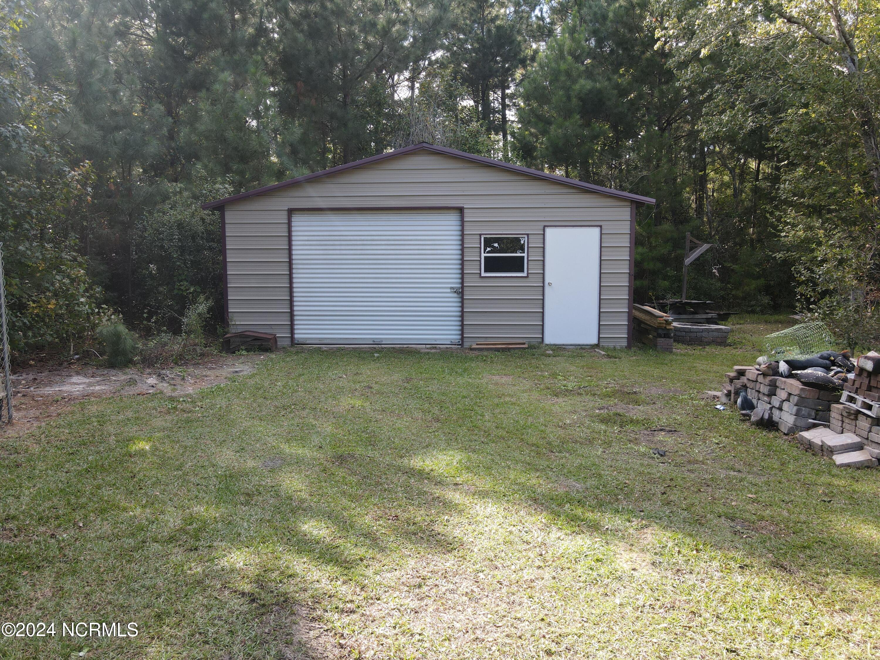 4829 Grinders Way NE