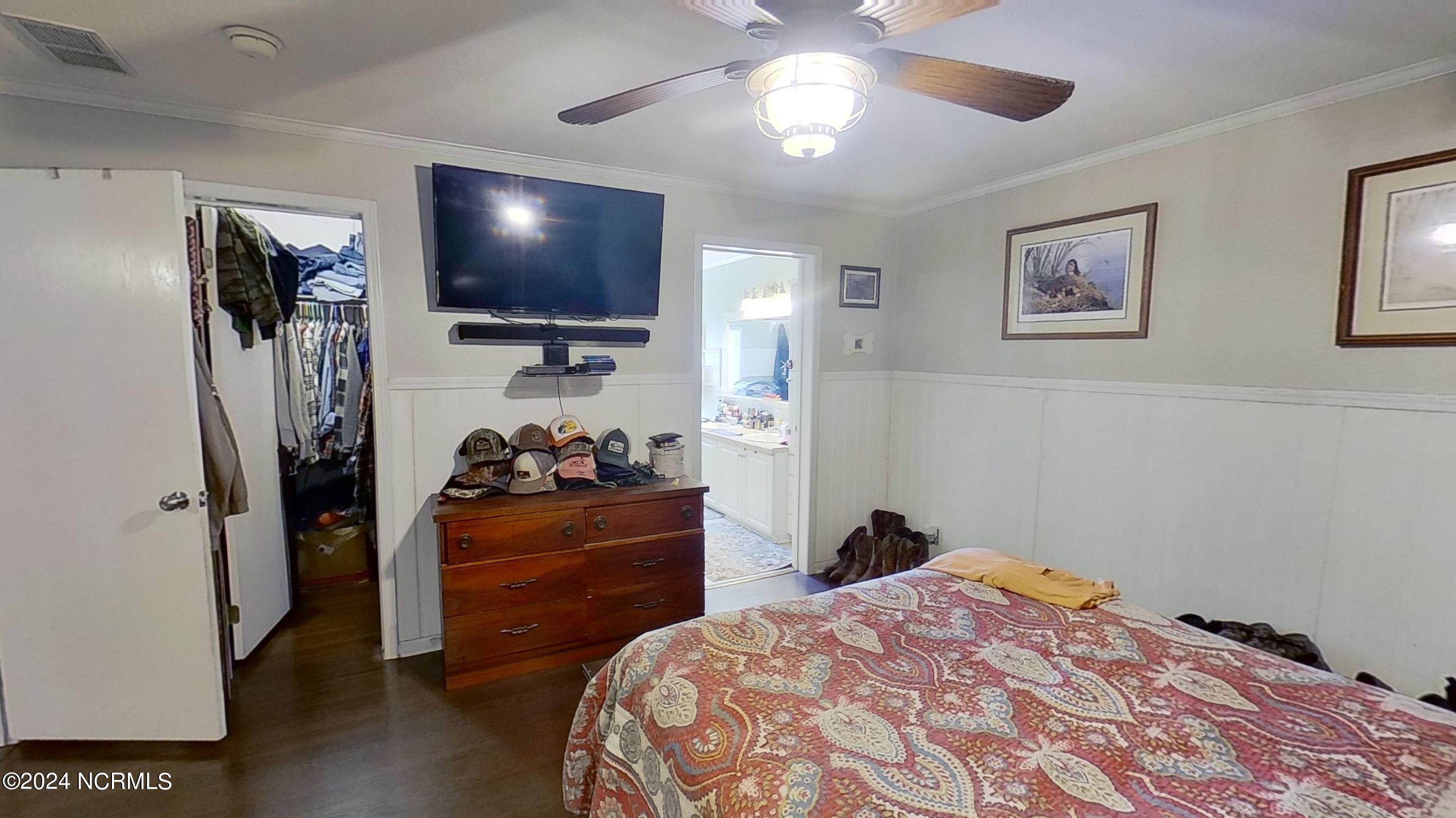 4829 Grinders Way NE