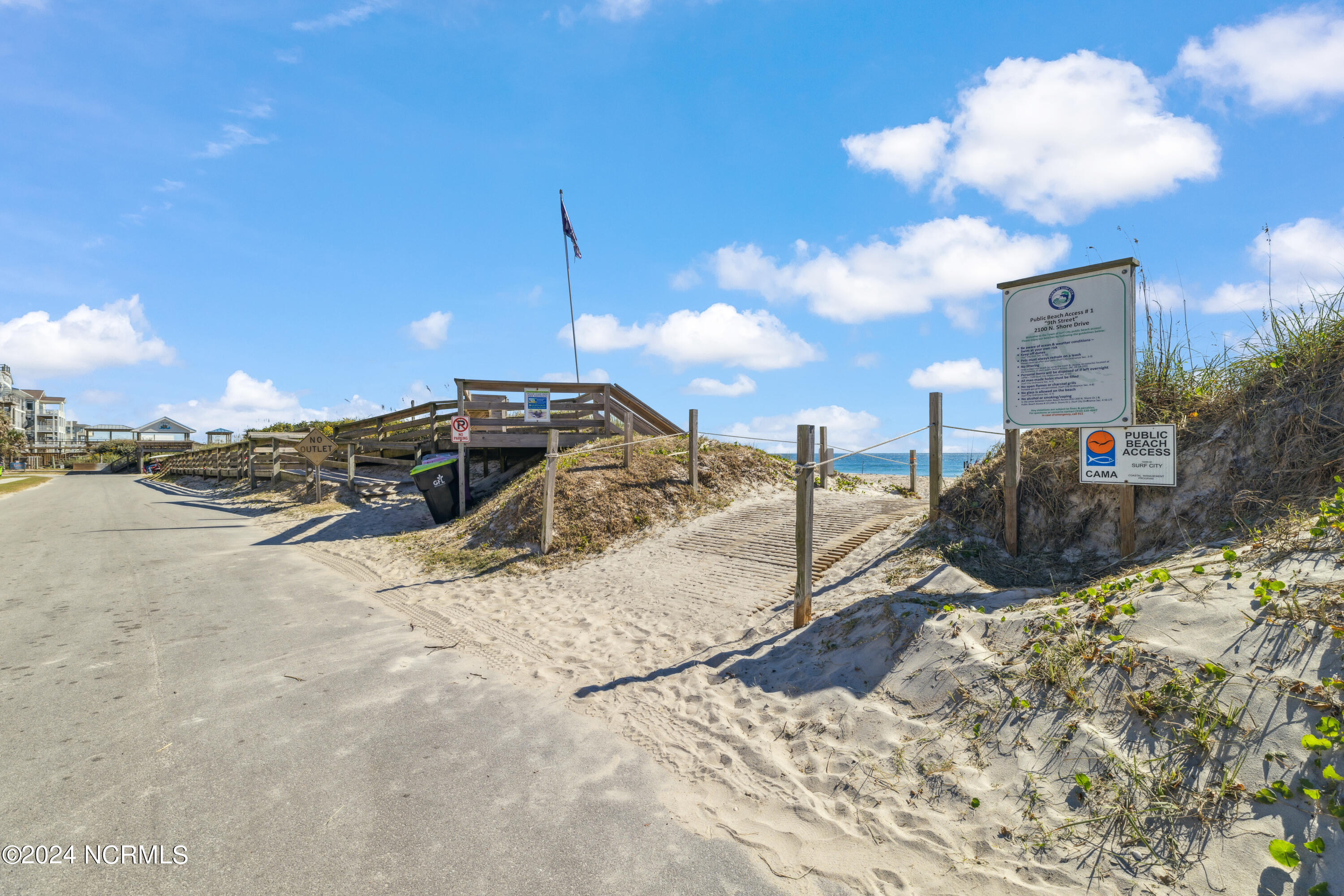 2017 N Shore Drive, B