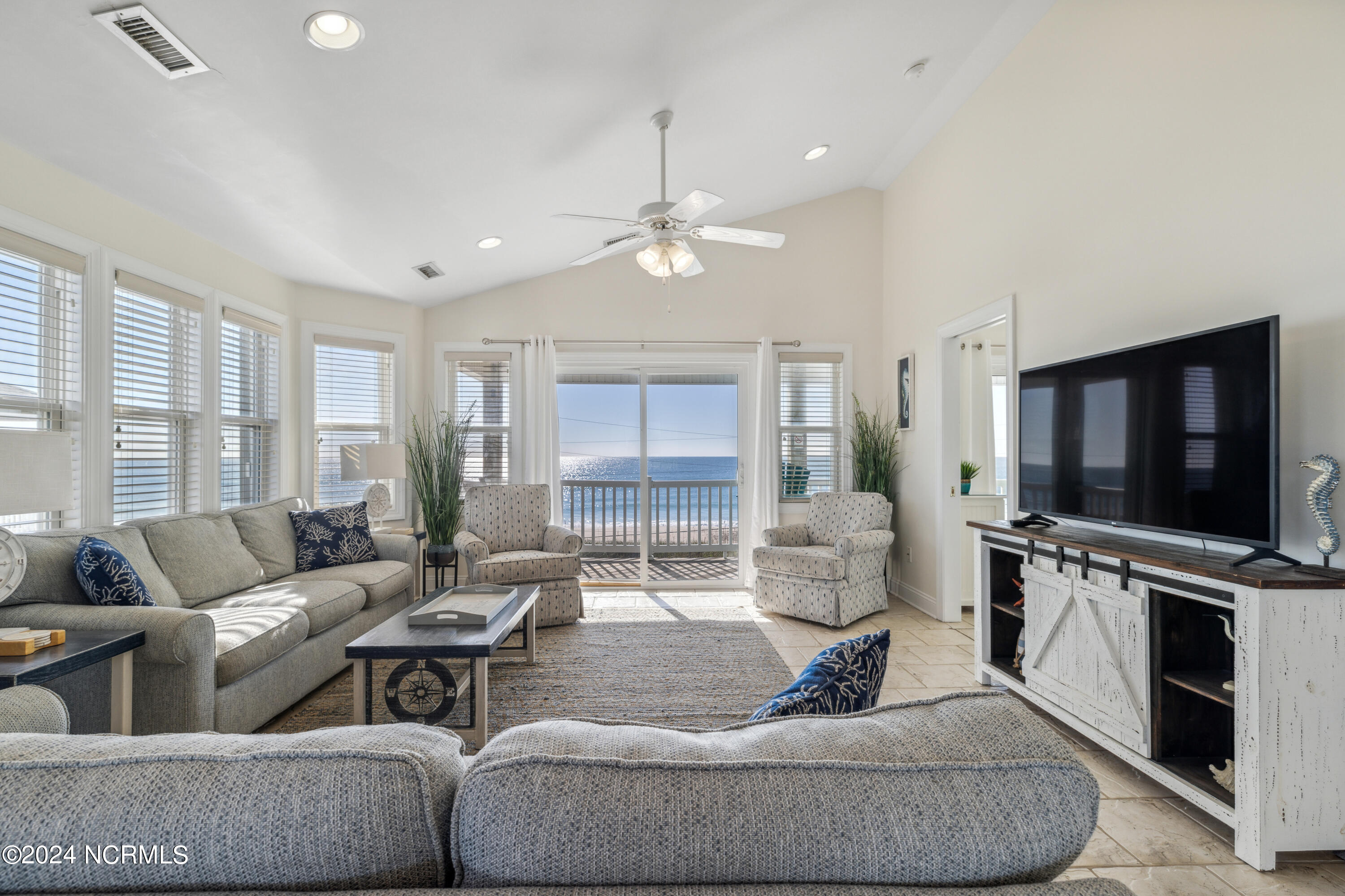 2017 N Shore Drive, B