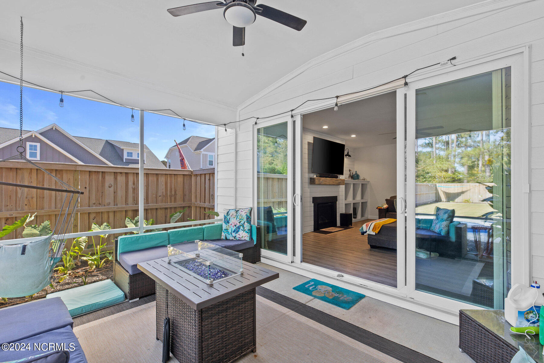 31 E Shooting Star Lane