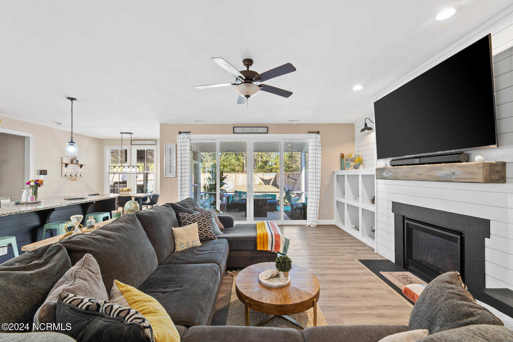 31 E Shooting Star Lane