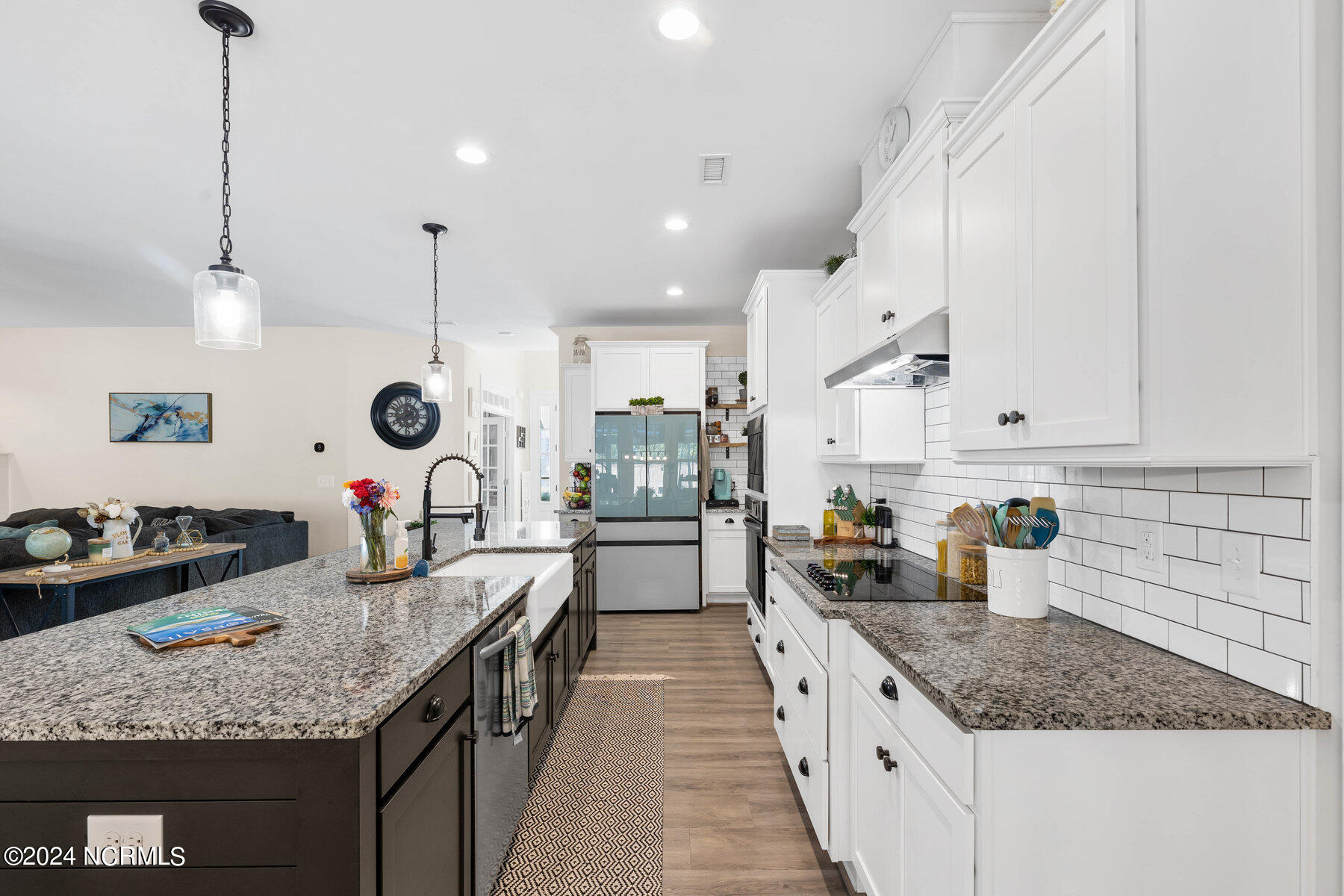 31 E Shooting Star Lane