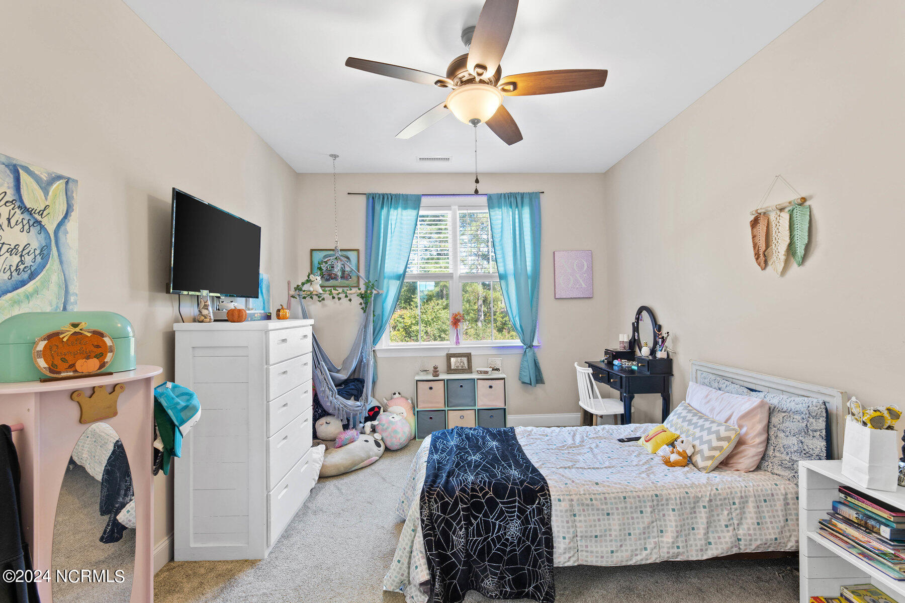 31 E Shooting Star Lane