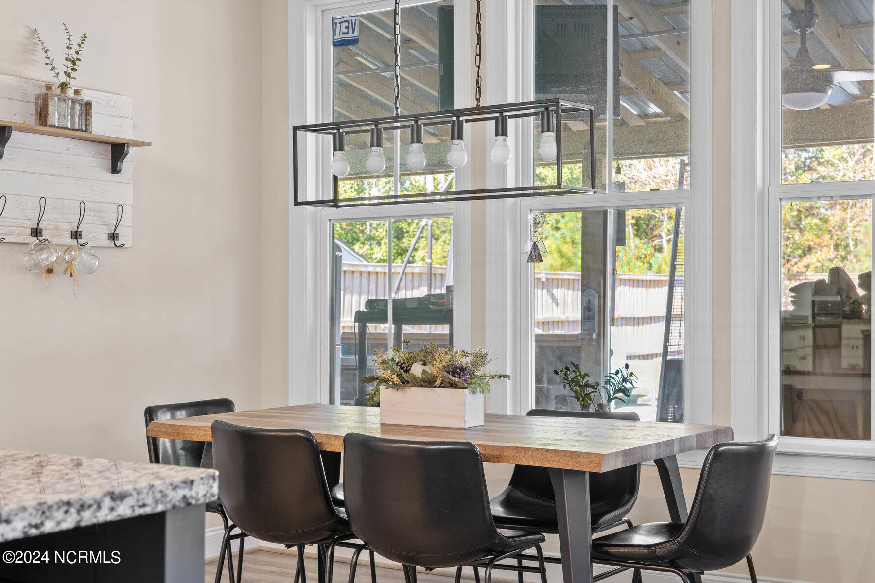 31 E Shooting Star Lane