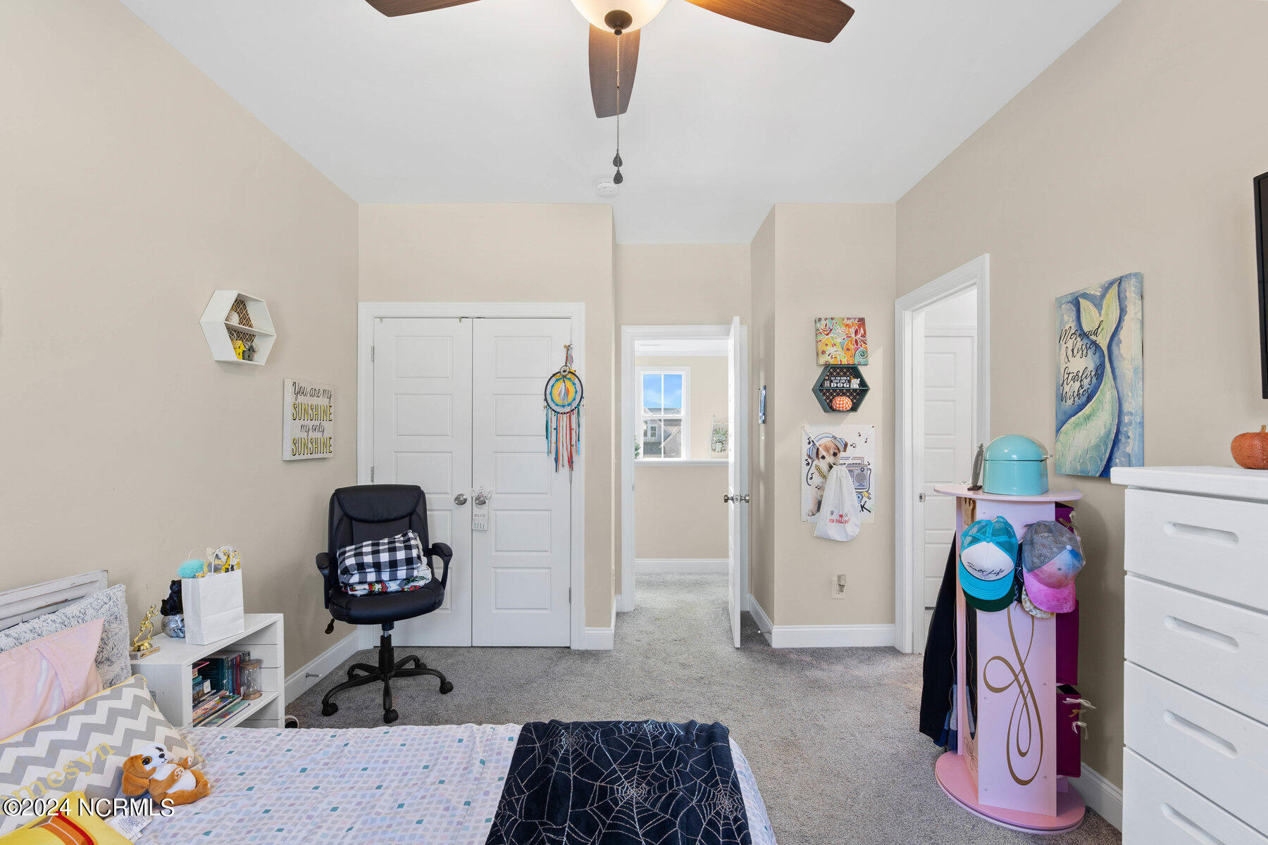 31 E Shooting Star Lane