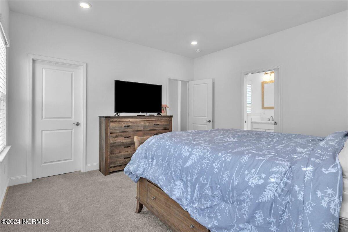 856 Edgerton Drive