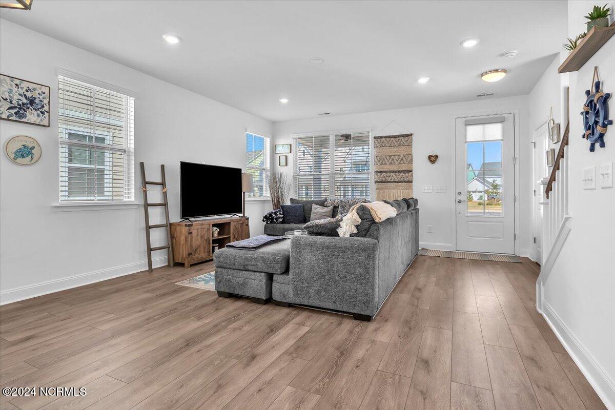 856 Edgerton Drive