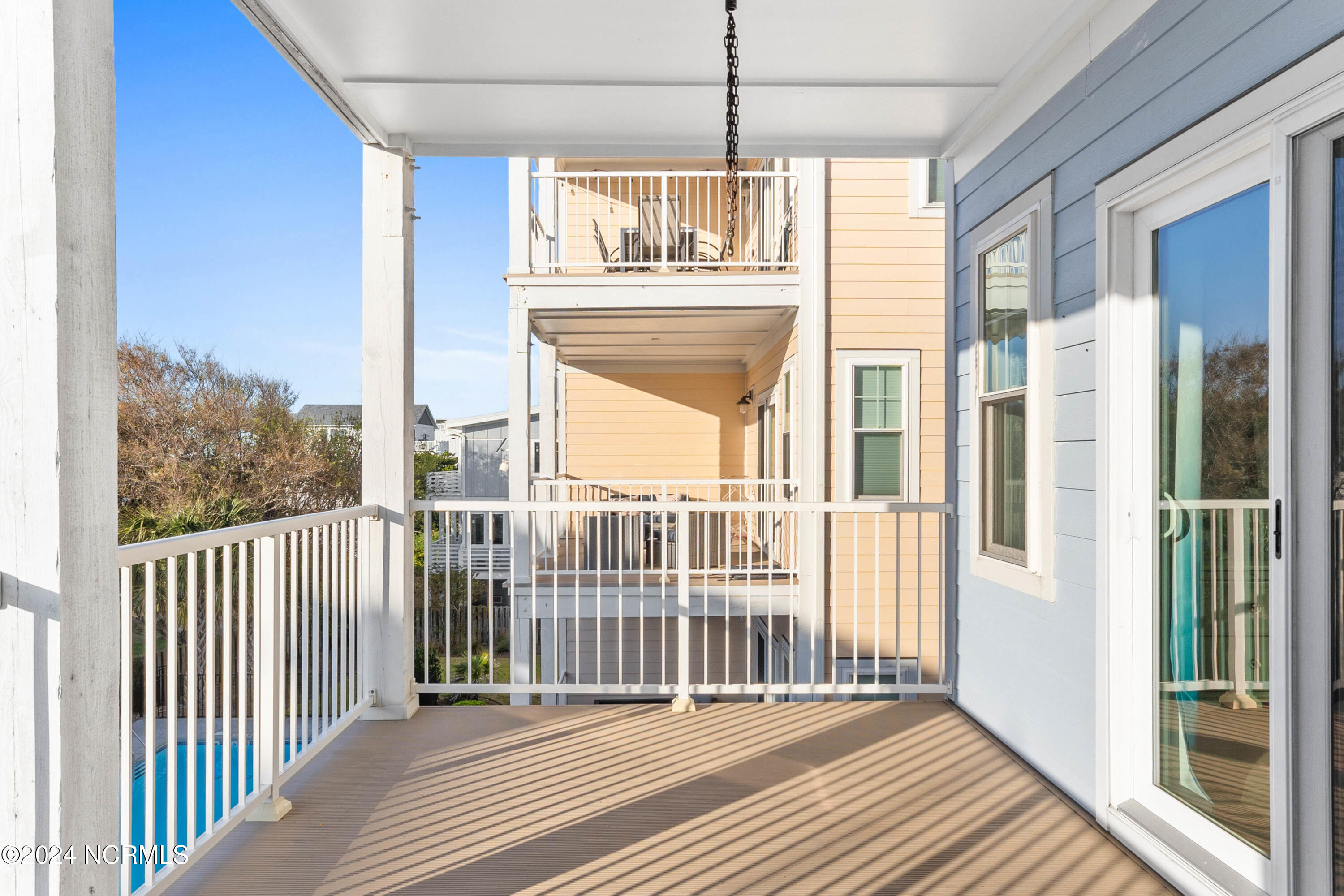 409 Carolina Beach Avenue N 2