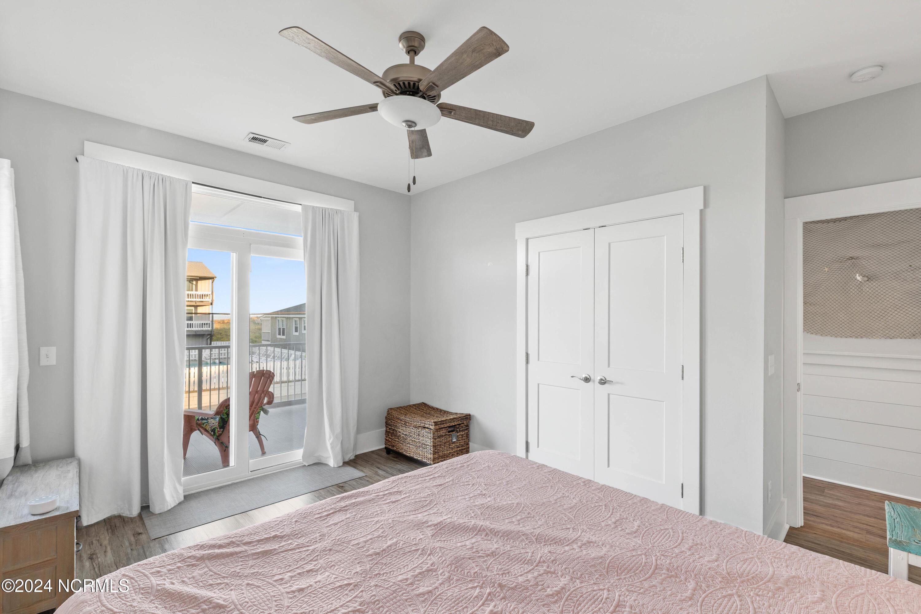 409 Carolina Beach Avenue N 2