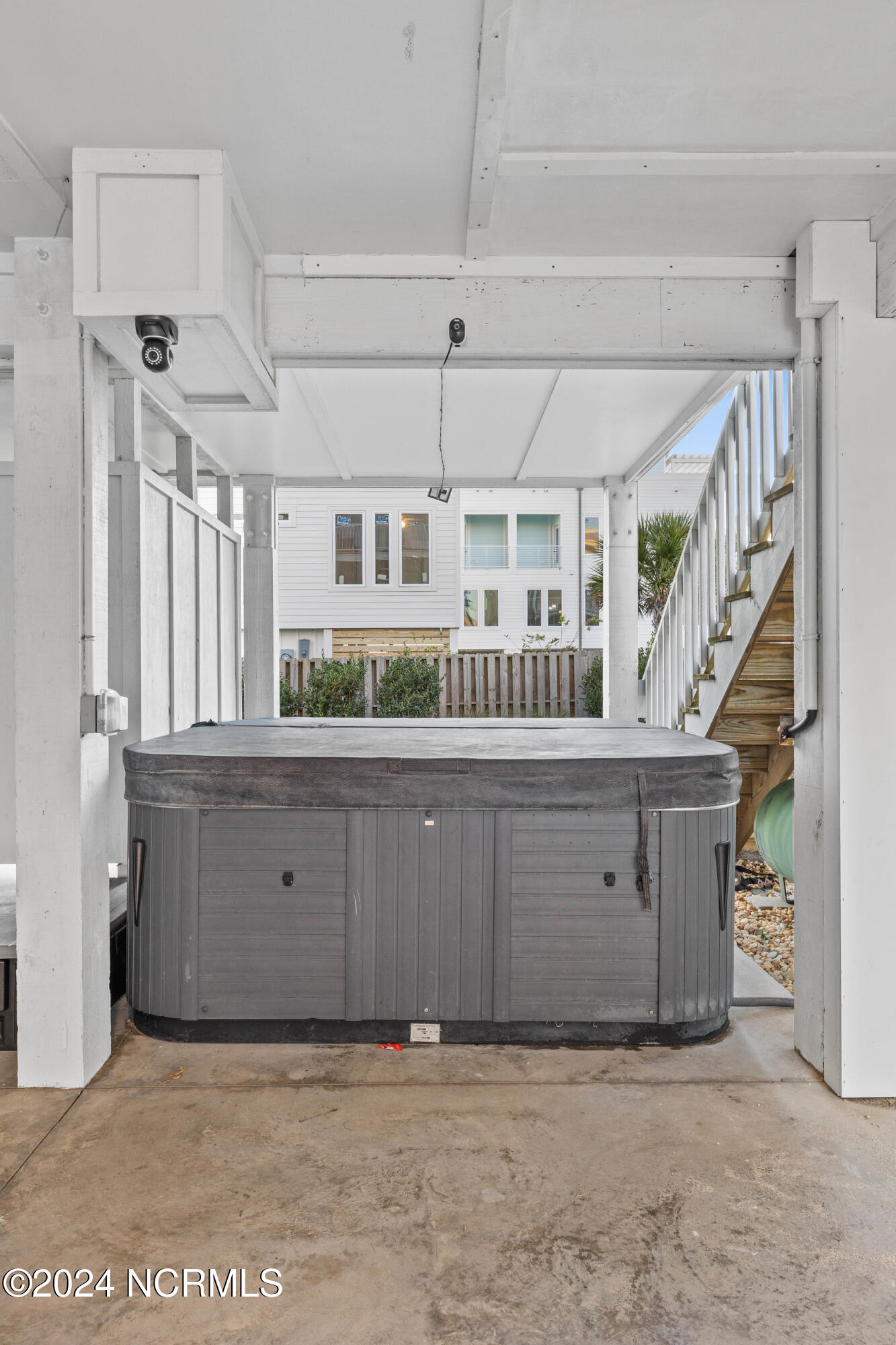 409 Carolina Beach Avenue N 2