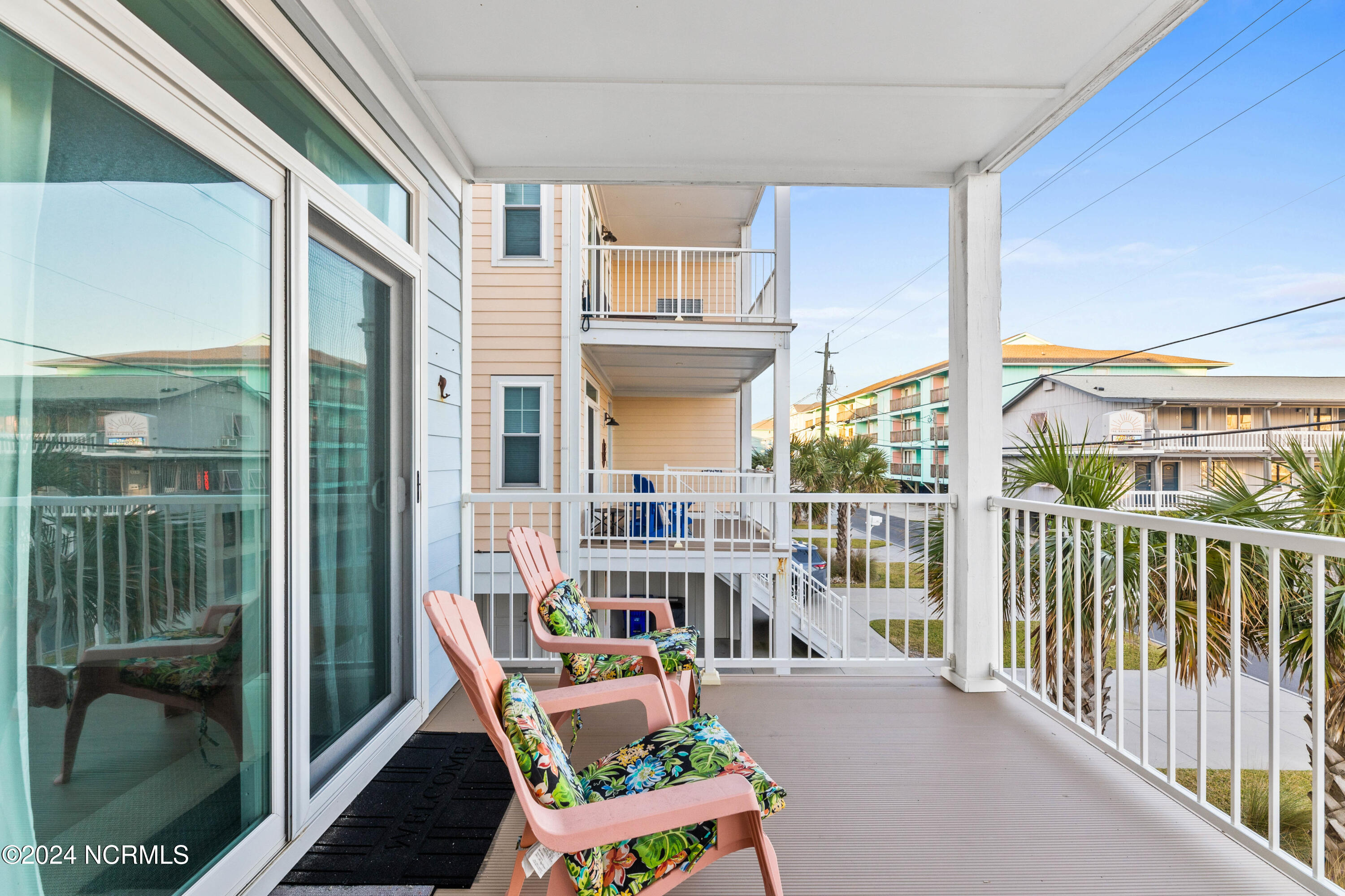 409 Carolina Beach Avenue N 2