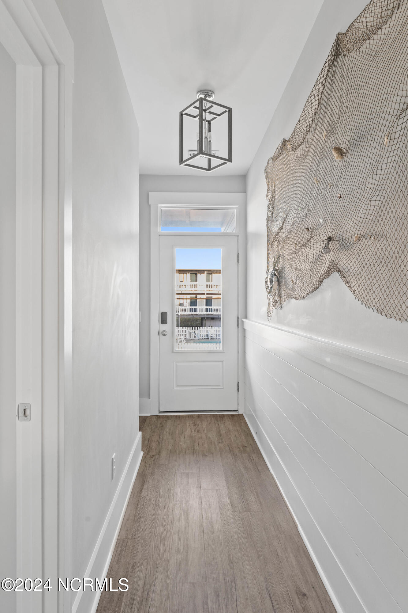 409 Carolina Beach Avenue N 2