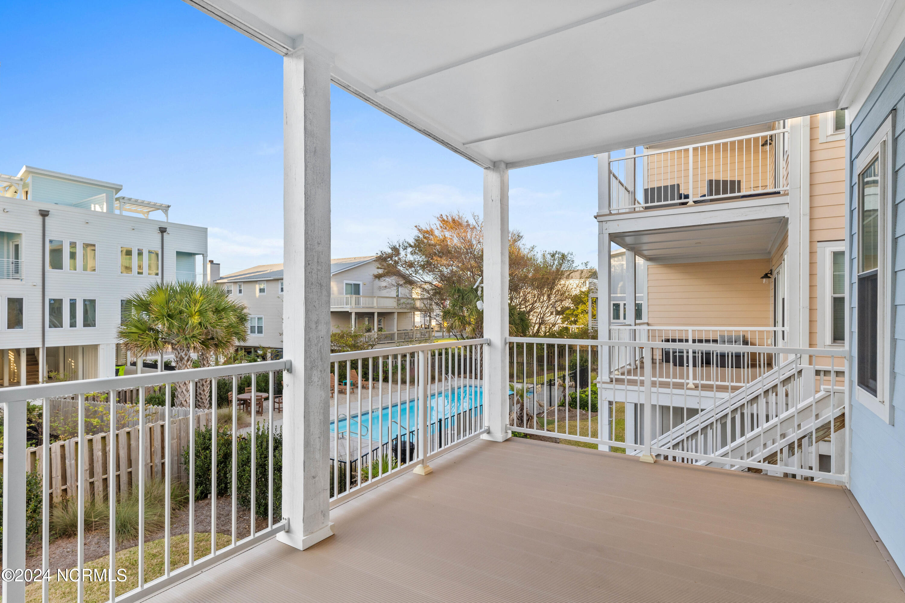 409 Carolina Beach Avenue N 2