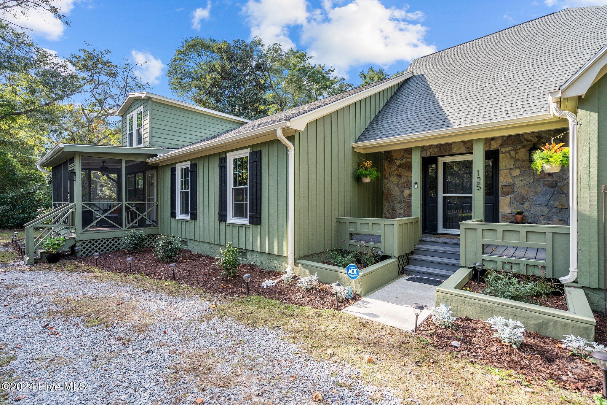 125 Stoneybrook Road