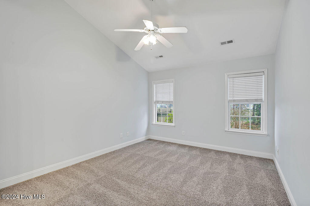 139 Woodford Road NE