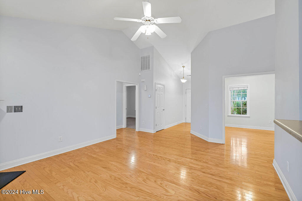 139 Woodford Road NE