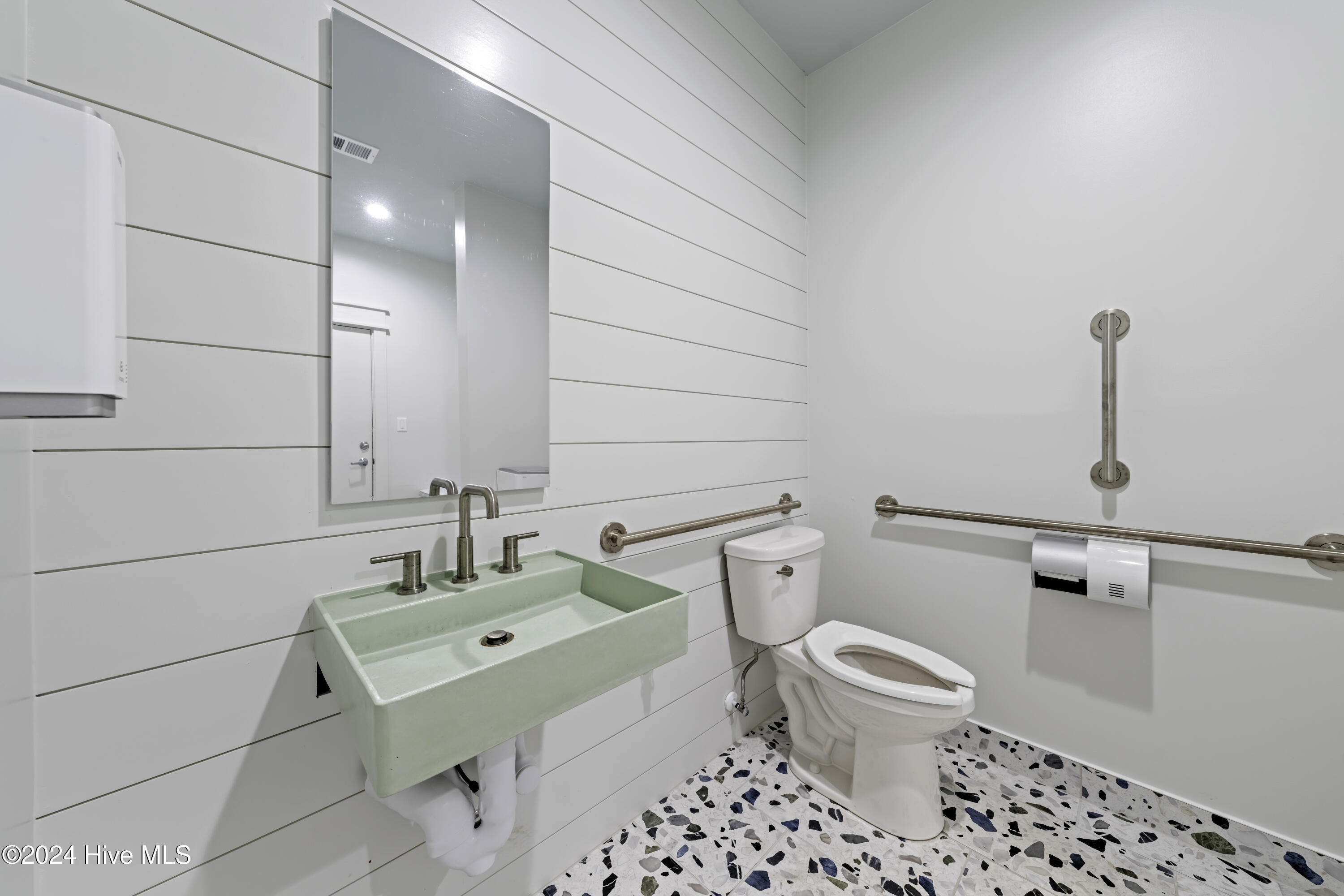 204 Greenville Avenue, Unit 1