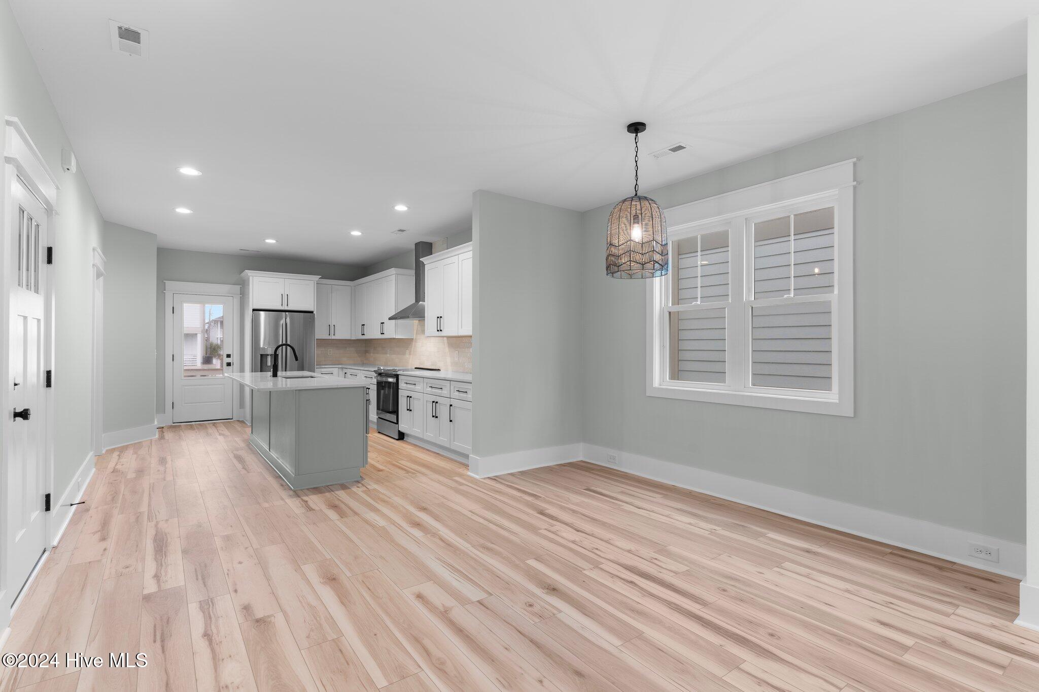 204 Greenville Avenue, Unit 1