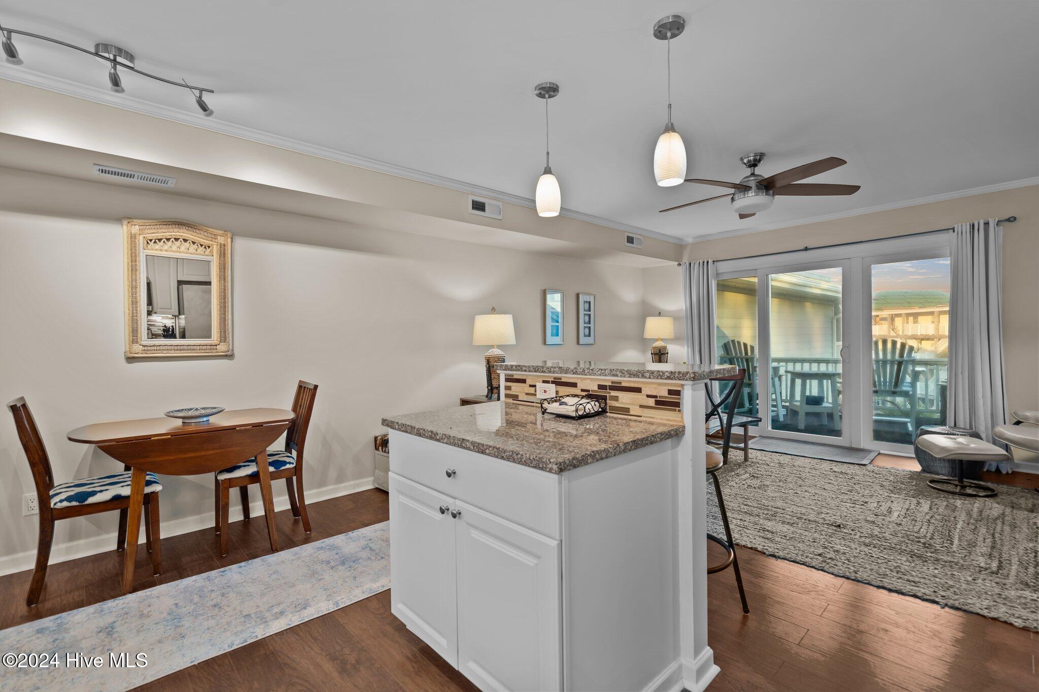 1801 Canal Drive, Unit B14