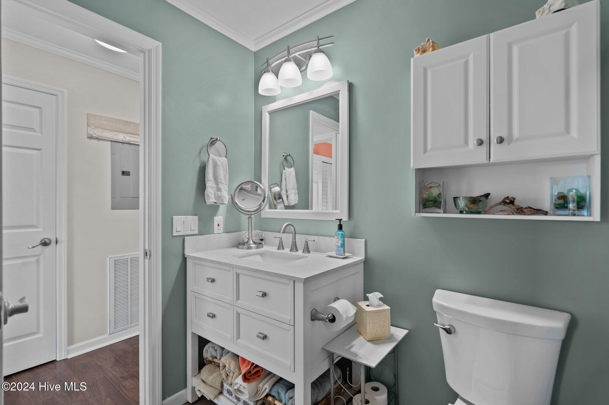 1801 Canal Drive, Unit B14