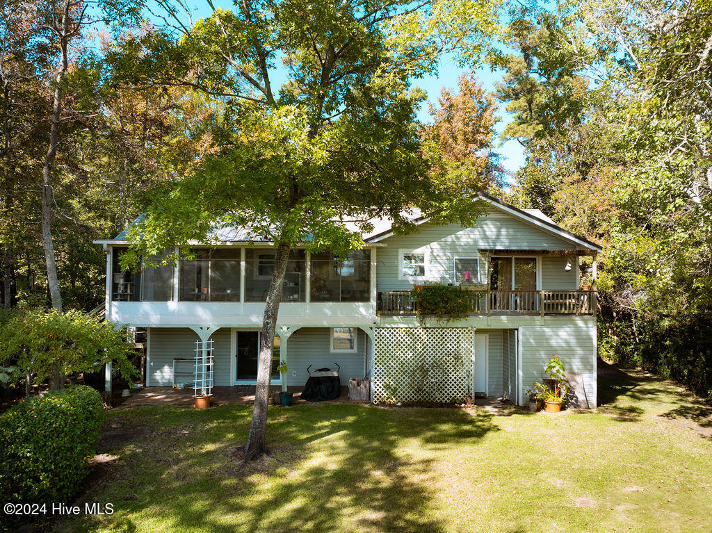 710 Bayshore Drive